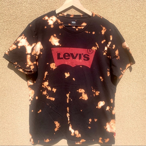 Levi’s Custom Bleached Tee - Picture 1 of 4